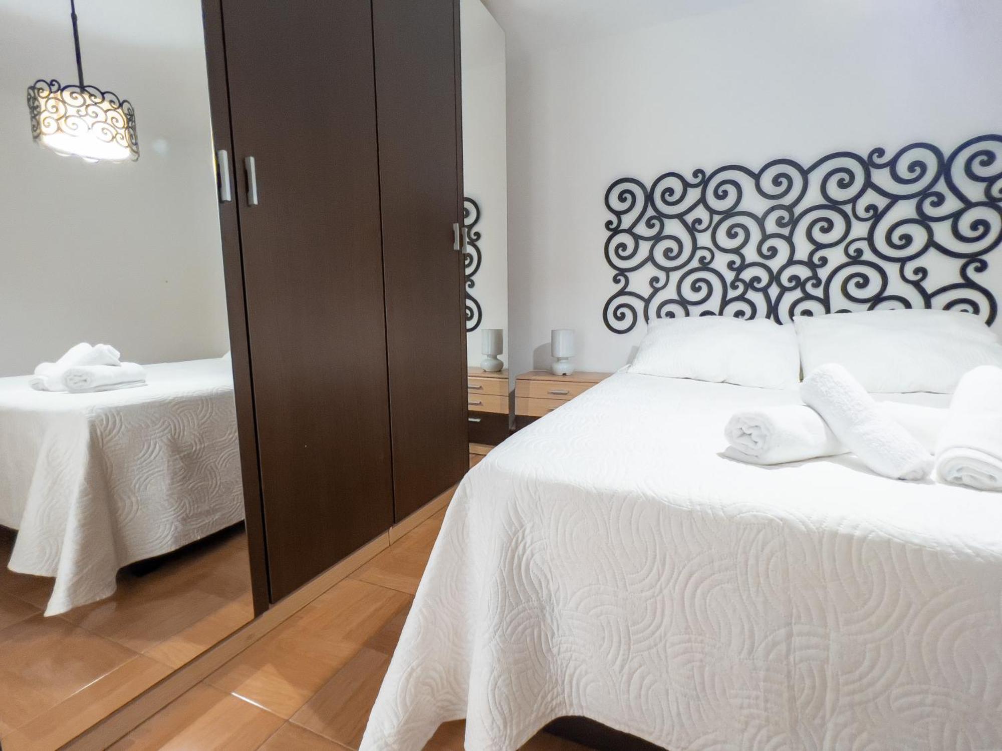 Apartamento Al-Alba Cordova Esterno foto